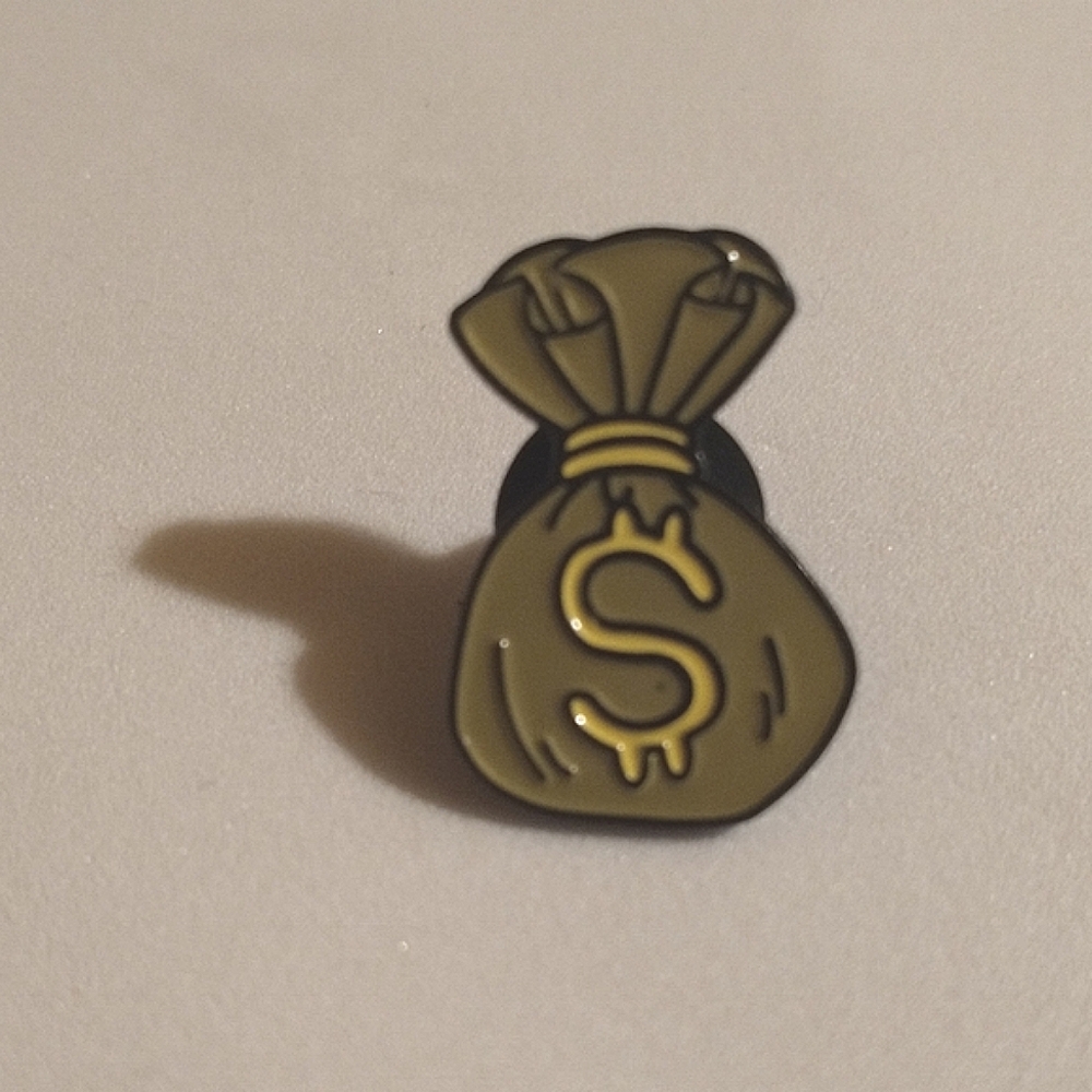🧁 3/$30 Money Bag Enamel Pin NEW